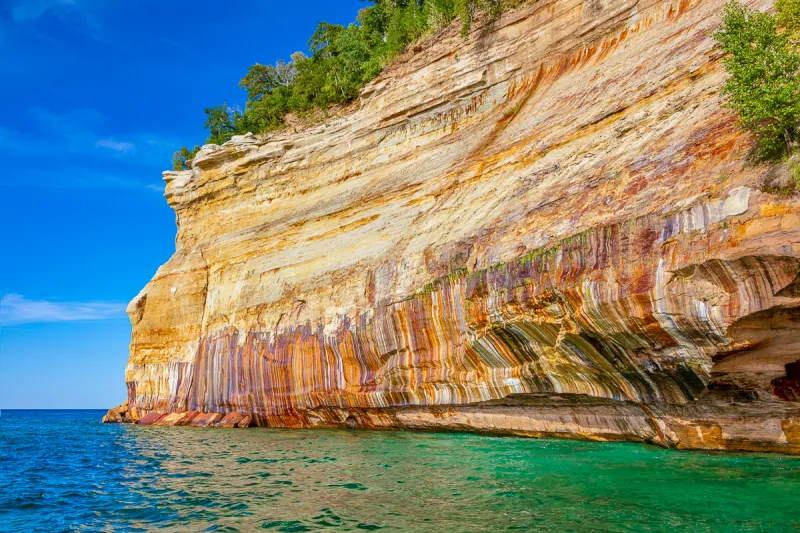 Painted Coves are a beautiful stretch of cliffs in Pictured Rocks National Lakeshore
