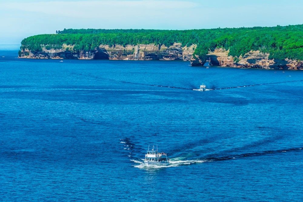 Plan Your Pictured Rocks Adventure Plan Your Pictured Rocks Adventure