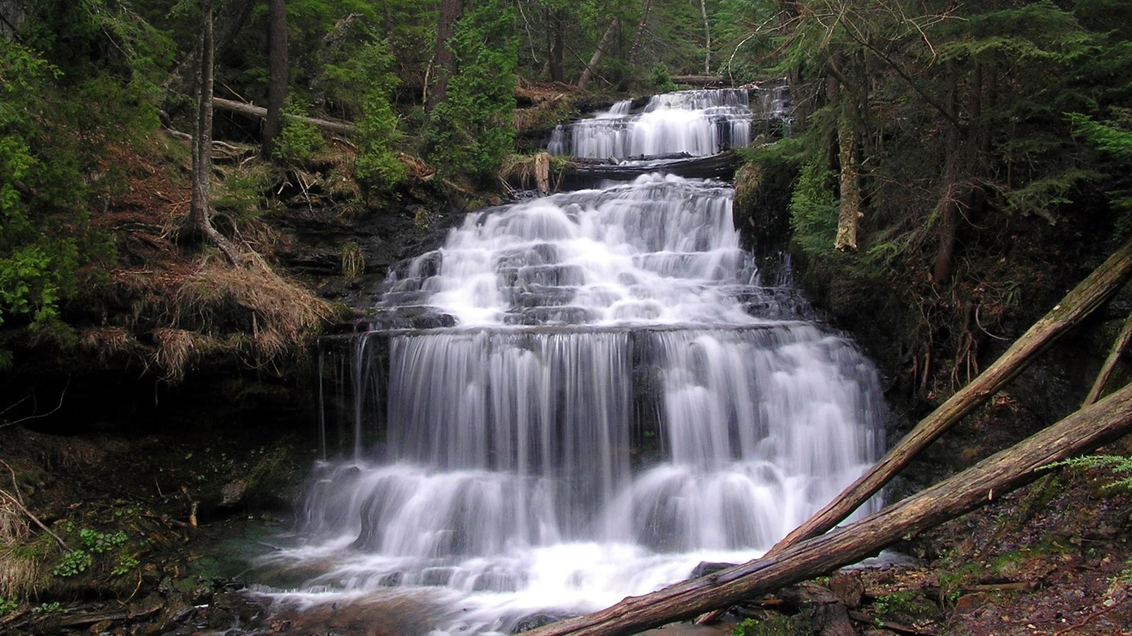 Waterfall Hopping: Wagner Falls & Alger Falls